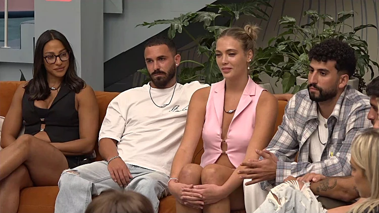 האח הגדול VOD | פרק 38: משדר הדחה