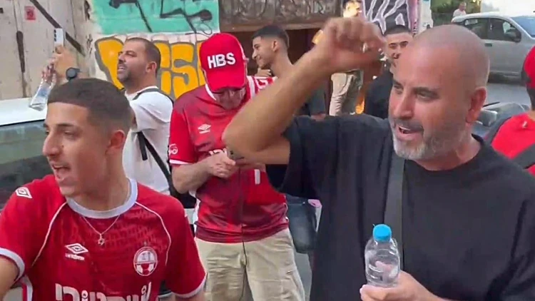 אוהדים תחת אבטחה: כוננות שיא סביב המשחק המתוח באתונה