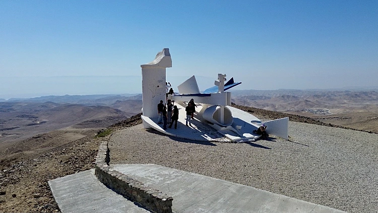 הפתעה במדבר: 48 שעות בעיר הטעימה המשלבת בין שקט לפעולה