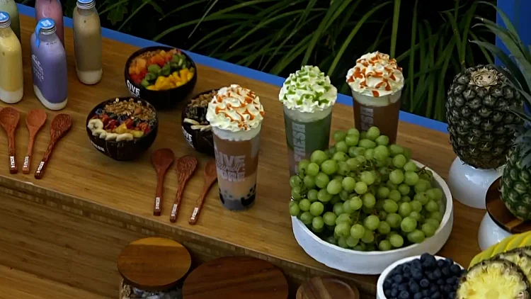 הדיירים מתפנקים במשקאות הקיץ המיוחדים של בי פרש