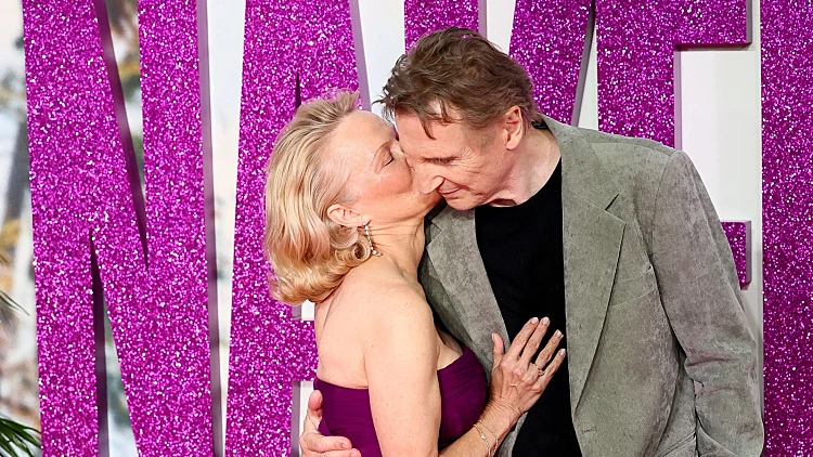 פמלה אנדרסון וליאם ניסן