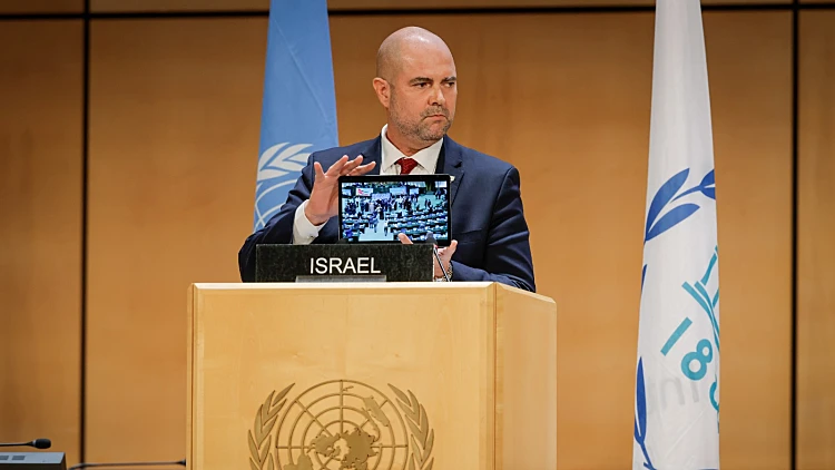 אמיר אוחנה נואם בכנס ראש הפרלמנטי העולמי בשוויץ