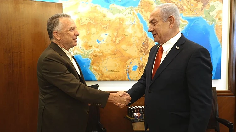 לקראת תקיפה אפשרית באיראן: רה"מ ושר הביטחון ייפגשו עם ויטקוף