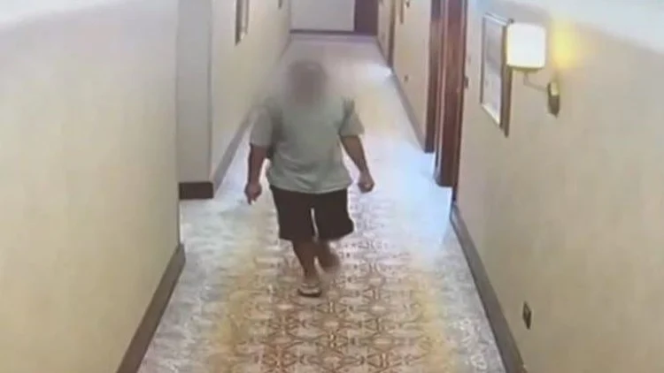 פרץ לחדר מלון וגנב רכוש ממפונה: "לא נשאר לי כלום"