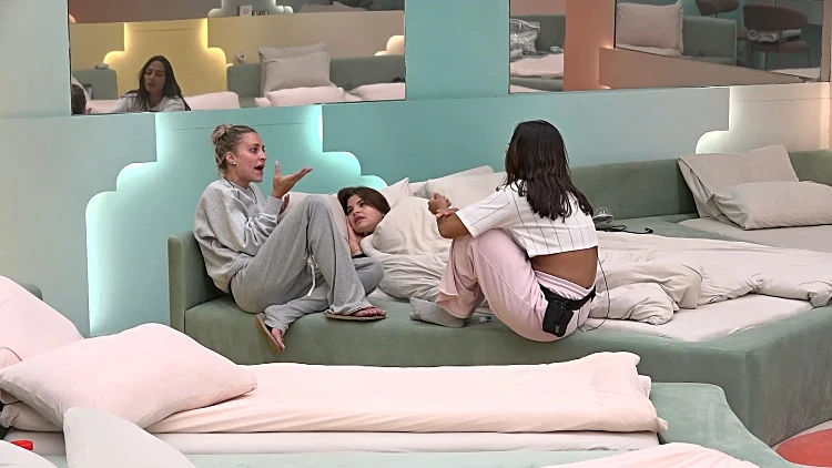 "זה הסוף שלה": יוכי מזהירה רשמית את מי שנגעה לה במגירה