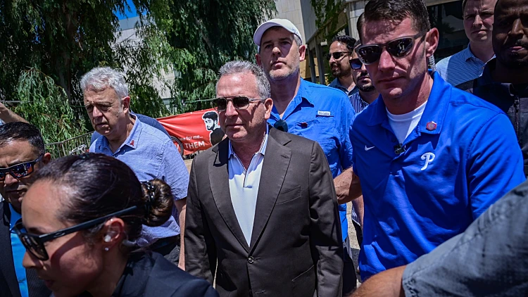 ויטקוף למשפחות: "התכנית היא להביא את כולם הביתה בעסקה אחת"