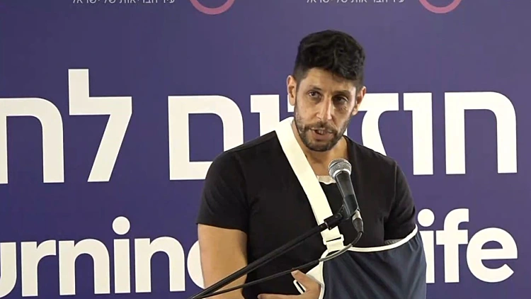 העצומה של האמנים - והתגובה של עידן עמדי: "חבורה של פריבילגים"