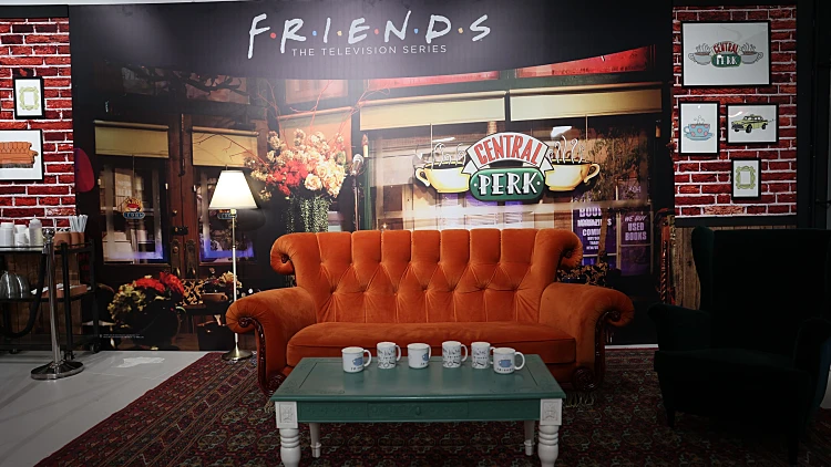 פופ אפ חברים