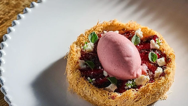 חודש גליל, קלארו