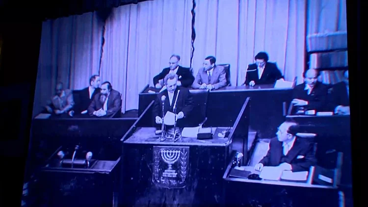 מלכידת אייכמן ועד למזנון המיתולוגי: אוצרות הכנסת נחשפים