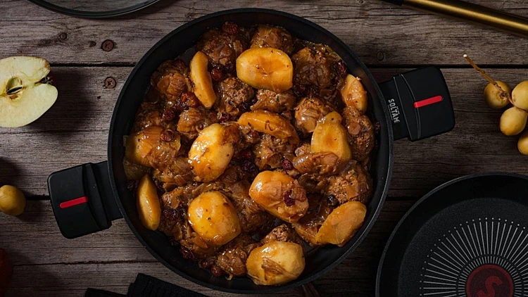 קציצות בקר ותפוחים