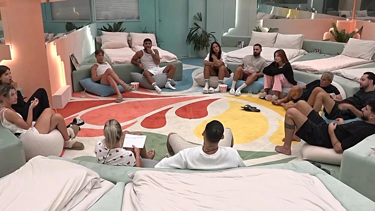 טיימליין "האח הגדול", היום ה-87: מסיבת פיג'מות זה לא משחק ילדים