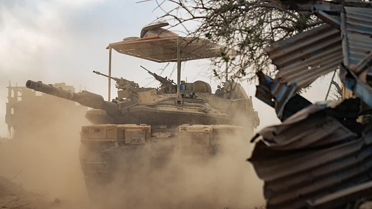 חיל האוויר תקף בדרום לבנון; הושלם איטום מנהרה באורך 7 ק"מ בעזה