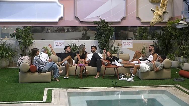 טיימליין "האח הגדול", היום ה-88: הדיירים נהנים מערב שישי רגוע 