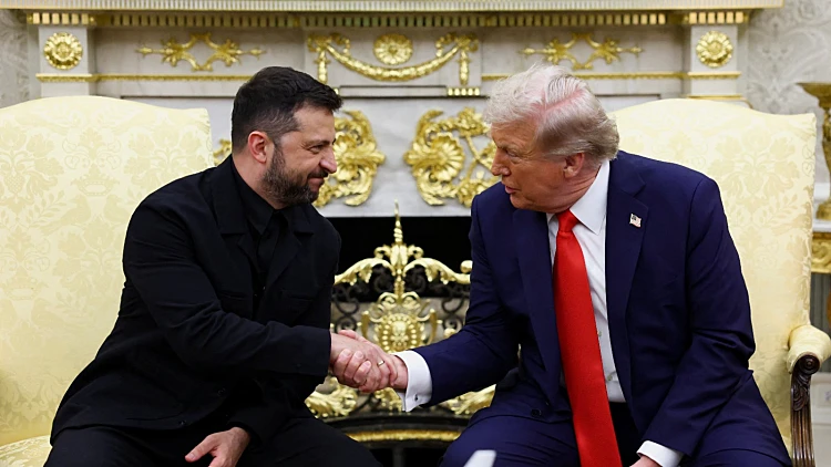 טראמפ אחרי הפסגה: "התחלתי לארגן פגישה בין פוטין לזלנסקי"