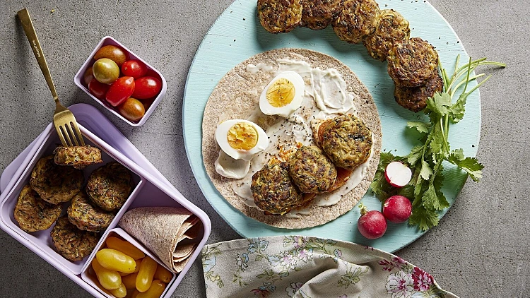 תמרה אהרוני מציגה: קציצות "חופש גדול" שילדים אוהבים