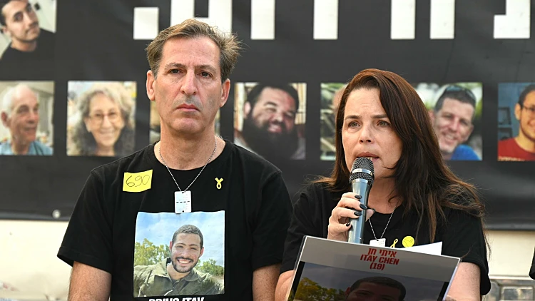 אבי החלל החטוף: "בלתי אפשרי לחיות במציאות הזו"