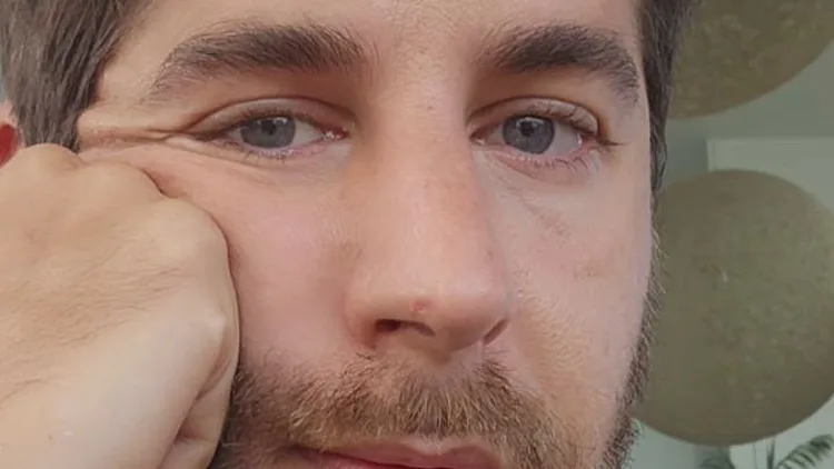 כוכב "האח הגדול" מדבר על מות אימו: "בא לי לשים את העצב בצד"