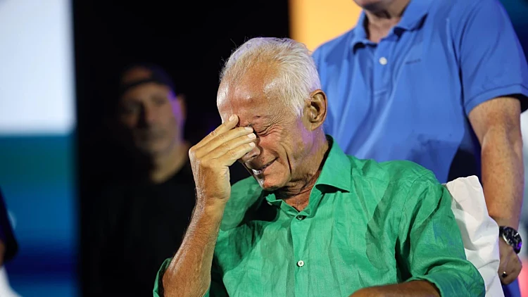 המופע שהביא את מתי כספי לכדי דמעות: "מודה לכל התומכים בי"