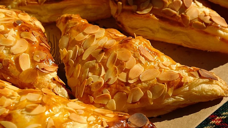 Apple Bags 200423 1280 1756130