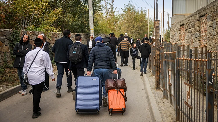 10 מיליון ש"ח? מאבטחים ומתורגמנים לאומן על חשבון הציבור