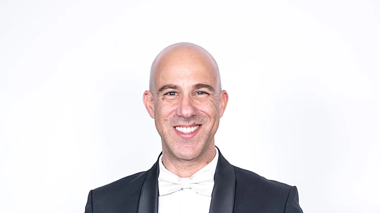 סגן מפקד חיל ההנדסה שהפך למנצח על תזמורת: "רק בתחילת דרכי"