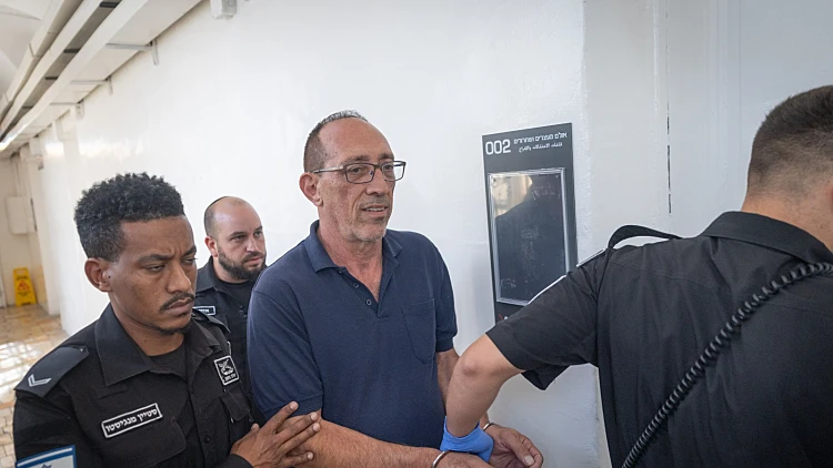 הוארך מעצרו של עמוס דורון, פעיל המחאה החשוד בהצתה