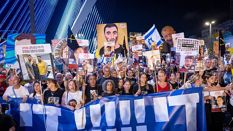 חשש המשפחות אחרי התקיפה בקטר: "הלב דופק על מיליון"