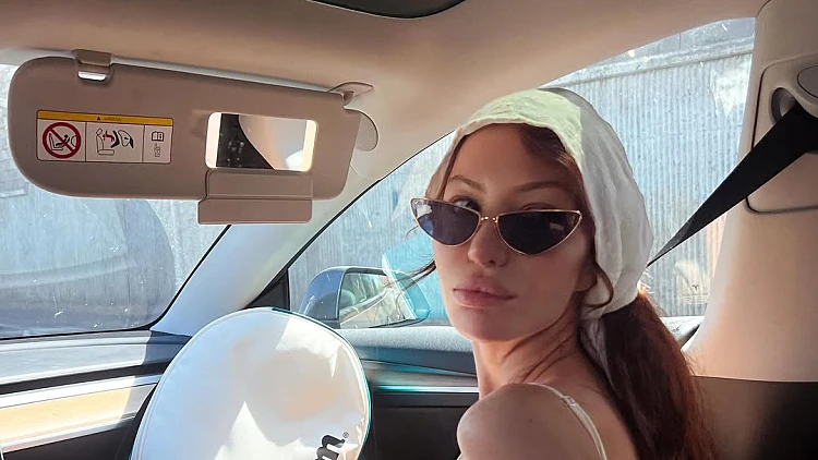 אחרי שנעלמה מאור הזרקורים: זוכת "הישרדות VIP" חוזרת וחוטפת