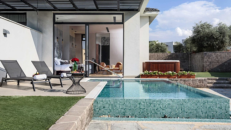 סוויטה עם בריכה וג'קוזי בדרים איילנד ריזורט