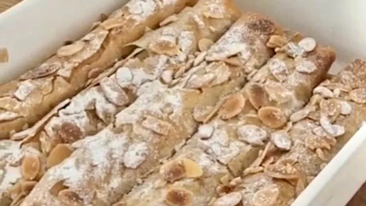 אצבעות פילו במילוי תפוחים