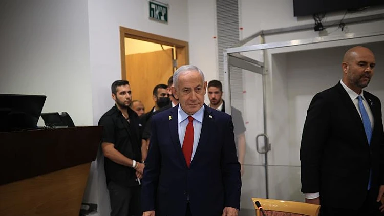 בפעם השנייה ברצף: רה"מ נועד בחשאי עם השופטים שדנים בתיקיו