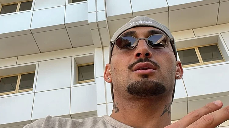 ארז איסקוב נצפה עם כוכבת מוכרת - וזו לא הפעם הראשונה שלהם ביחד