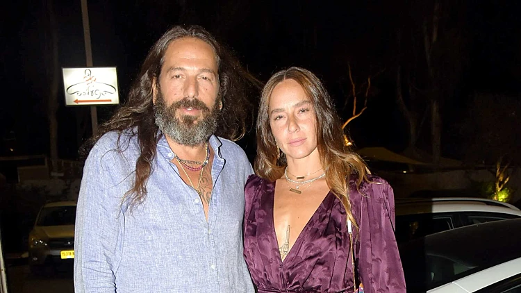 ציון מקנזי ובת הזוג הילה