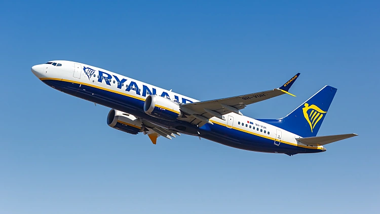 Bergamo,,italy, ,march,23,,2022:,ryanair,boeing,737 8 200,max
