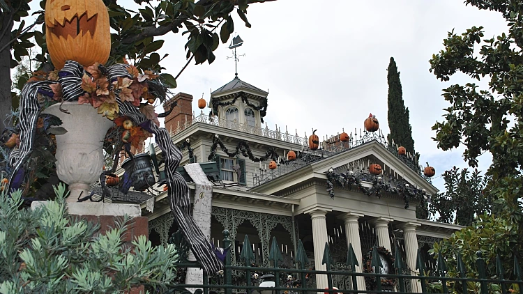 Haunted Mansion Disneyland Ca