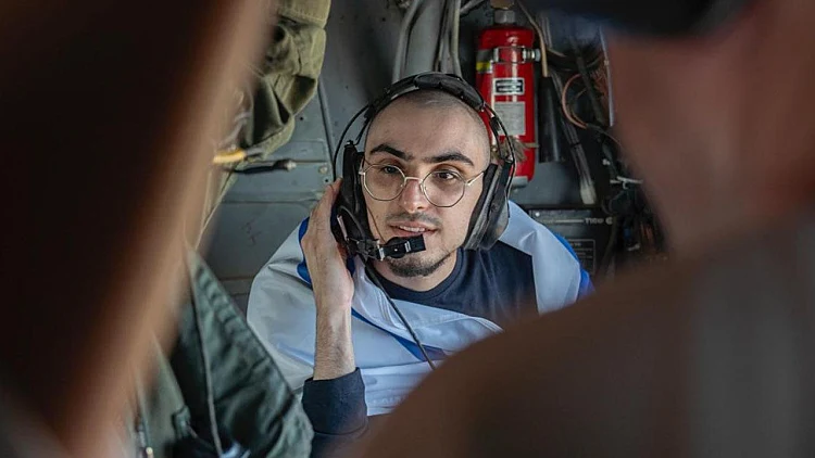 רום הוחזק לבד: "התעללו בו דרשו שיתאסלם, הוא לא הסכים"