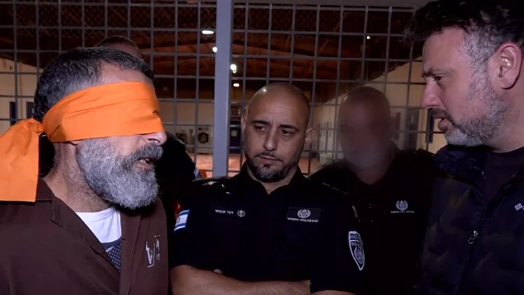 הצד השני של העסקה: מאחורי הקלעים במבצע שחרור המחבלים