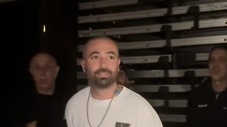 הפתעה לצאת החג: עומר אדם ובת הזוג סשה מאורסים!