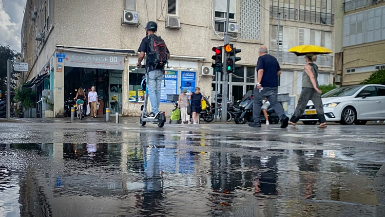 גשמים וחשש להצפות: התחזית המעודכנת לקראת הסופ"ש הסוער