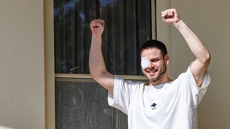 אלון אהל חוזר הביתה: "תודה לעם ישראל שתמך במשפחה שלי"