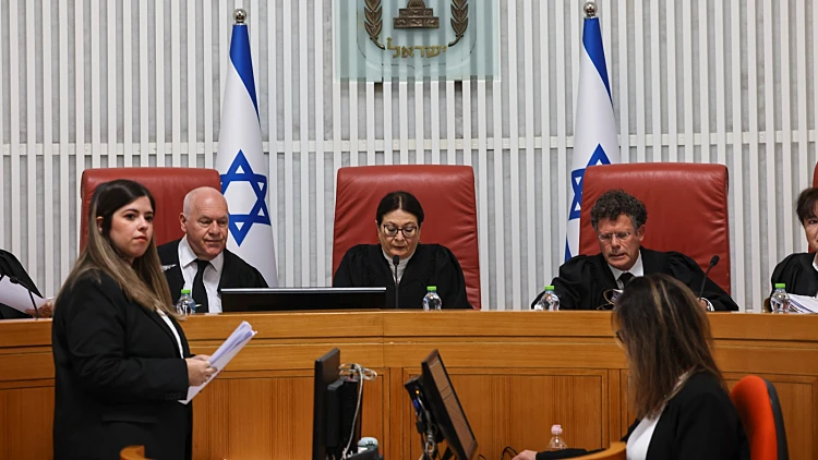 בג"ץ דן במינוי דרעי: "אי אפשר לפרוש עבור הסדר טיעון - ולהתמנות"