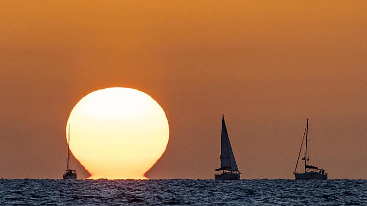 התחזית: חם מהרגיל לעונה - לקראת התקררות בהמשך השבוע