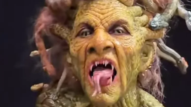 "השנה אהיה מכוערת": דוגמנית העל שהפציצה בתחפושת ל"האלווין"