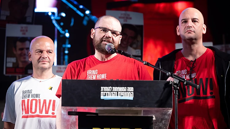 איתן הורן: אני סמל להפקרה ב-7.10, אבל גם להצלחת המאבק האזרחי