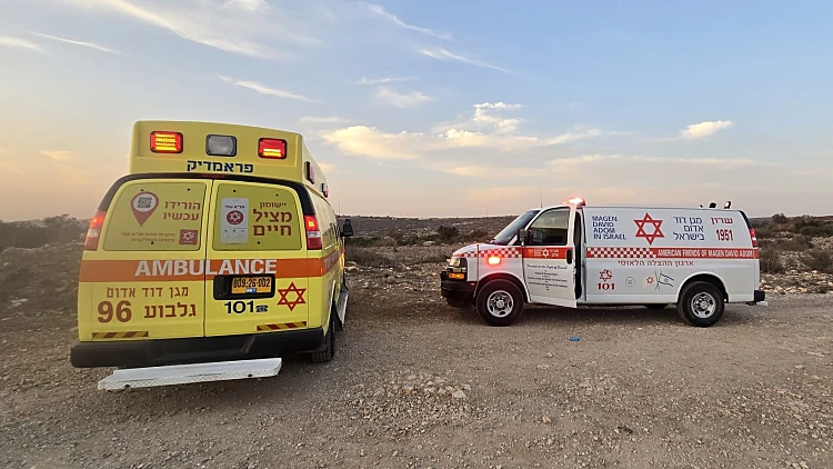 אמבולנס בשטח פתוח בשטחים, בשומרון, בשרון