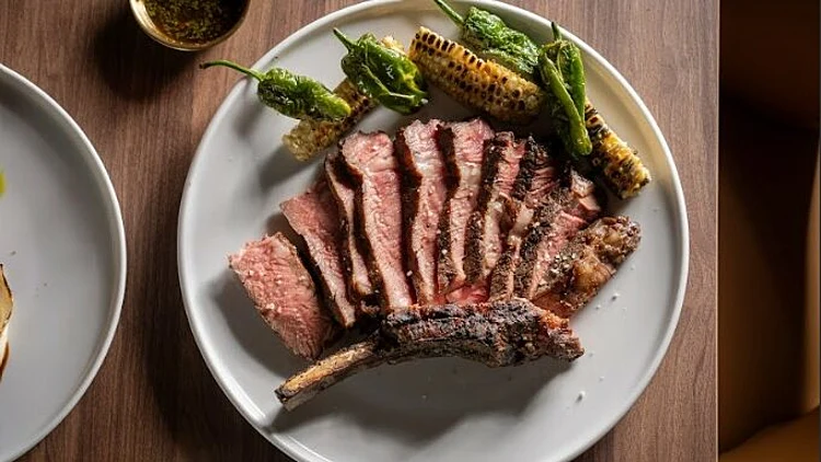 הלוקיישן מפתיע, המנות עוד יותר: מסעדת שף כשרה חדשה בשפלה