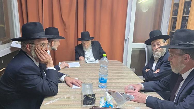 הפגישה המכרעת על חוק הפטור: "לא הכול חיובי, יהיה בסדר"