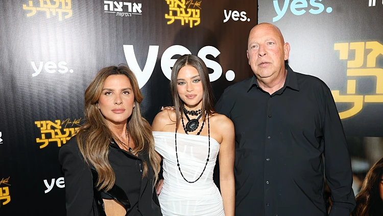 ההורים של נועה קירל חושפים: למה הם לא יתנו לה טיפים לחתונה?