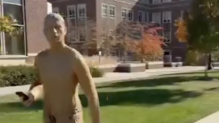 הסטודנט המכוסה בחמאת זרעי חמניה